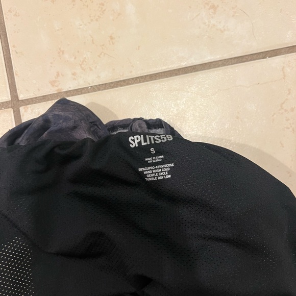 Splits 59 shorts - Picture 2 of 3